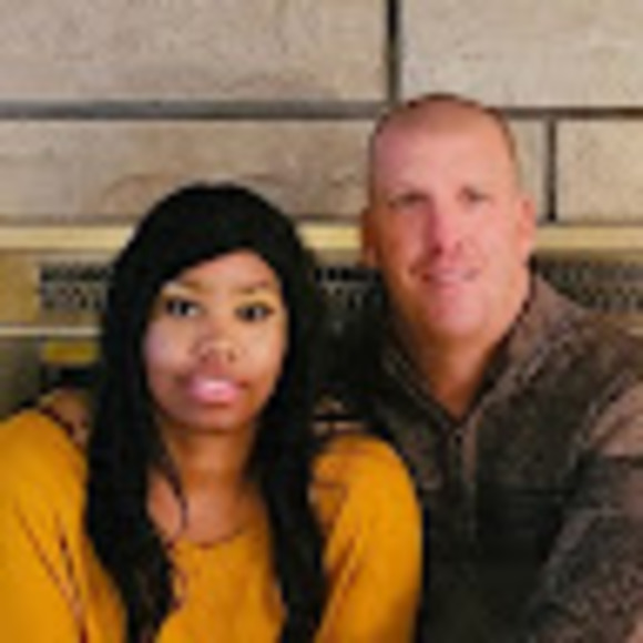 Meet your Posher, Shela - Picture 1 of 1